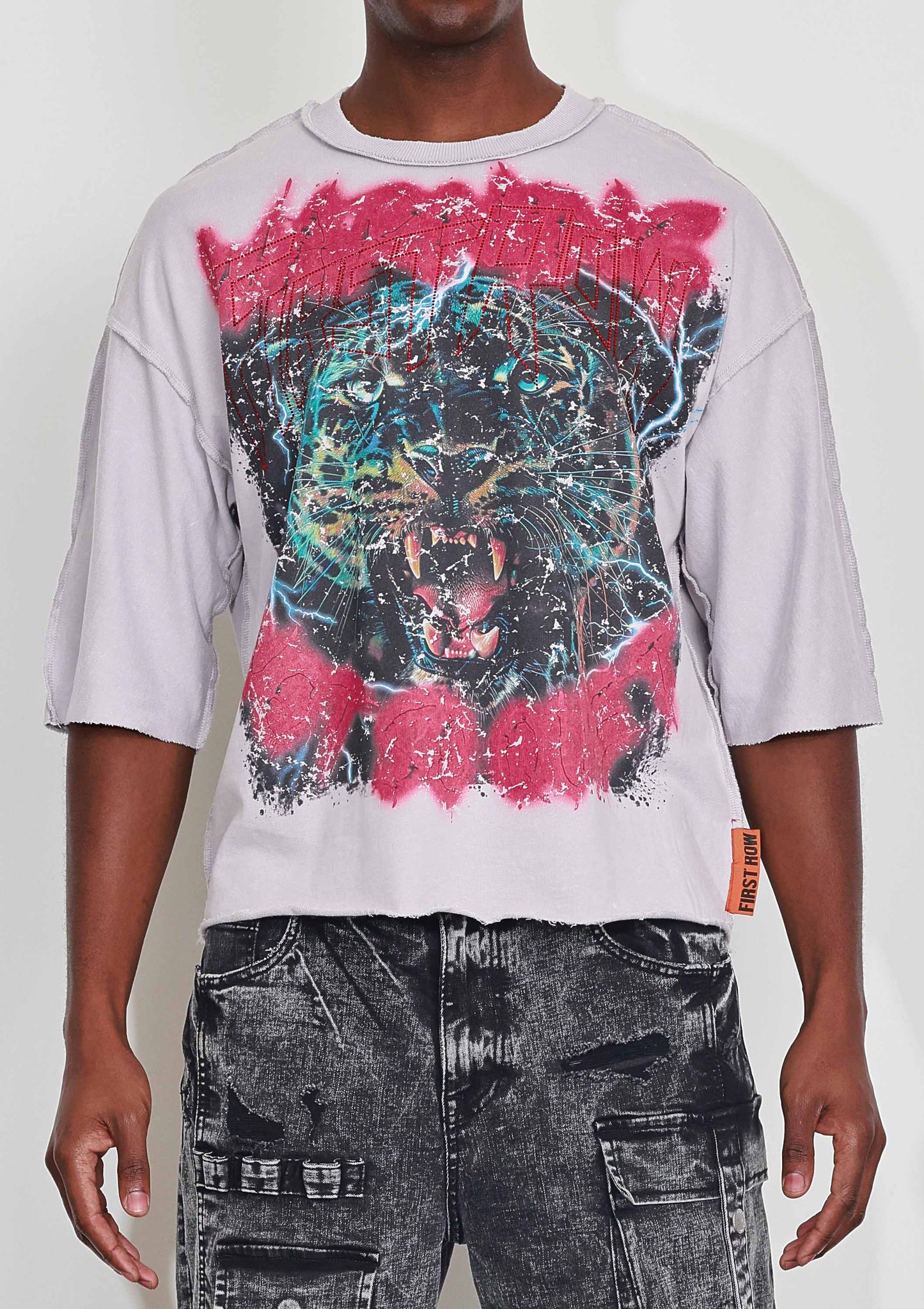 WARNING NOT SO QUIET SAVAGE LEOPARD CROPPED 3/4 SLV TEE: LT GREY / 2XL