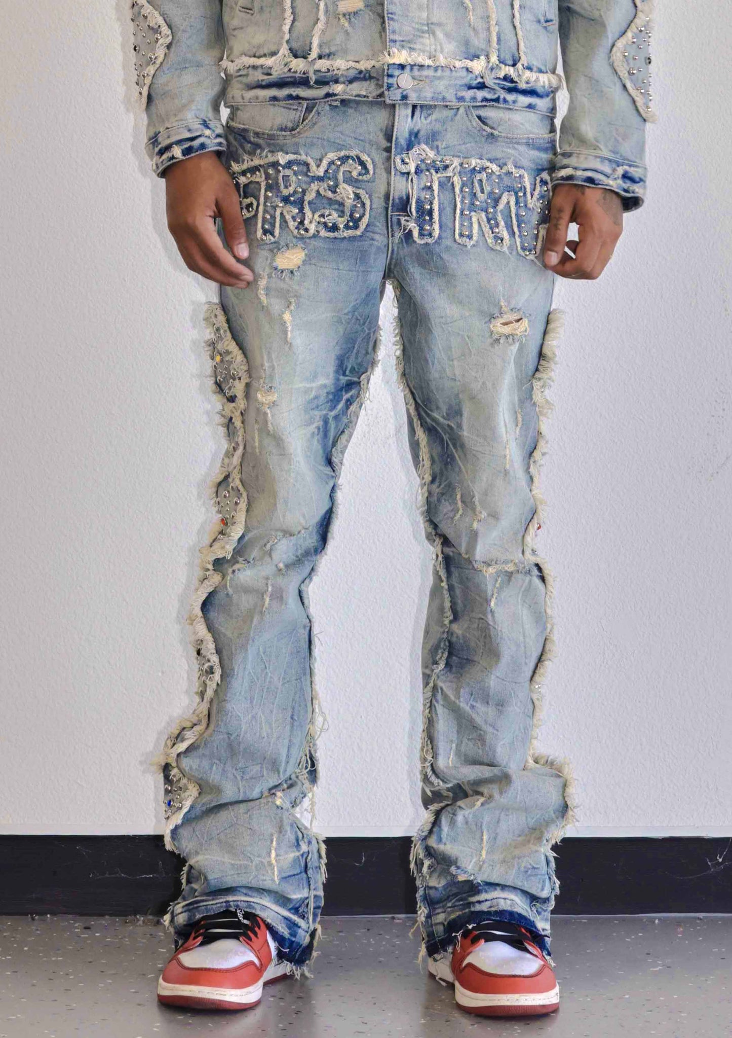 MIDNIGHT RODEO EMBLISHEMENT DENIM STACK PANTS: Medium Stone Tint / 38